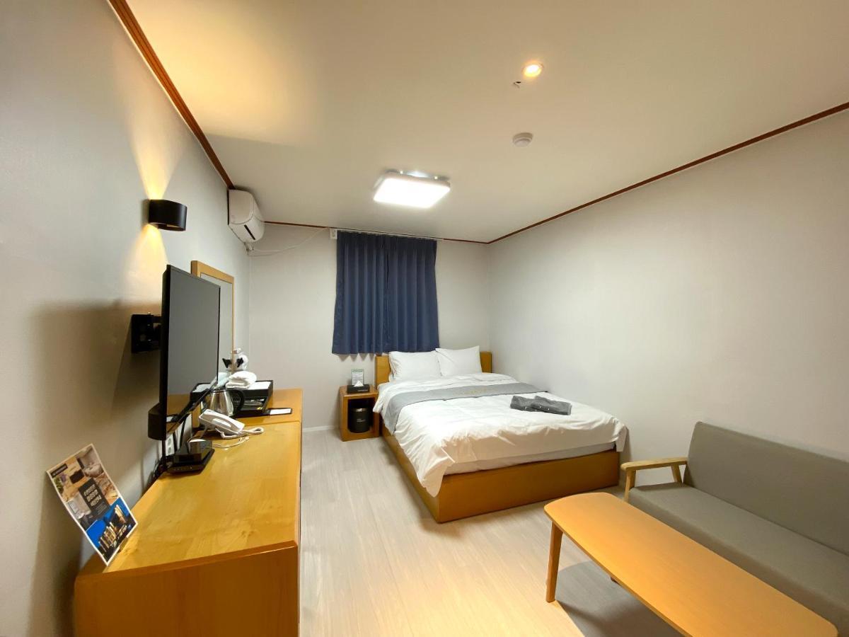 Suanbo Hot Spring Healing Hotel Chungju Esterno foto