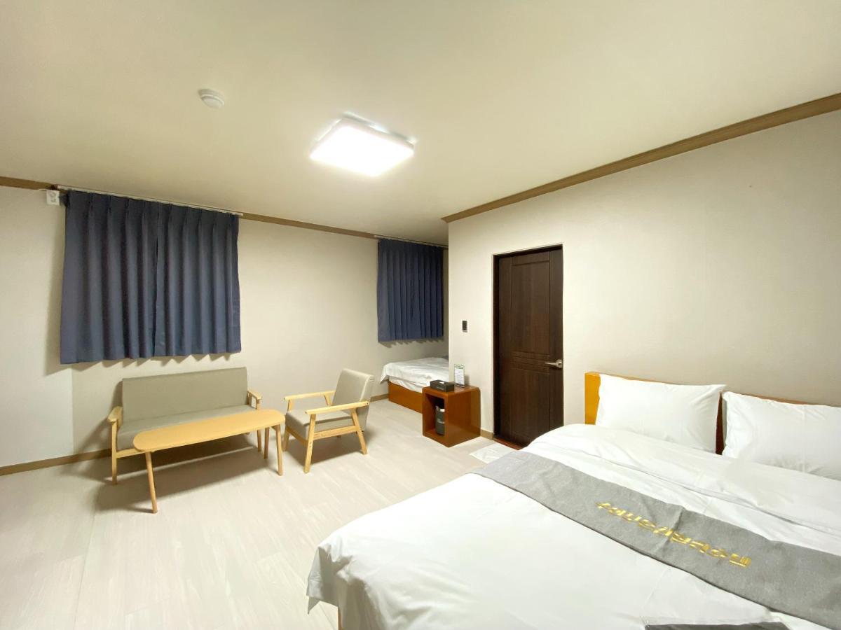 Suanbo Hot Spring Healing Hotel Chungju Esterno foto