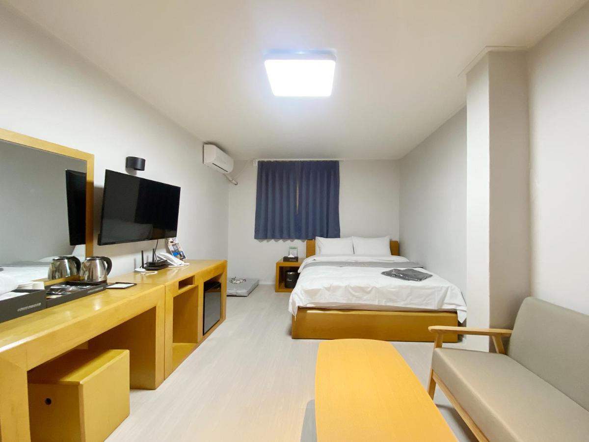 Suanbo Hot Spring Healing Hotel Chungju Esterno foto