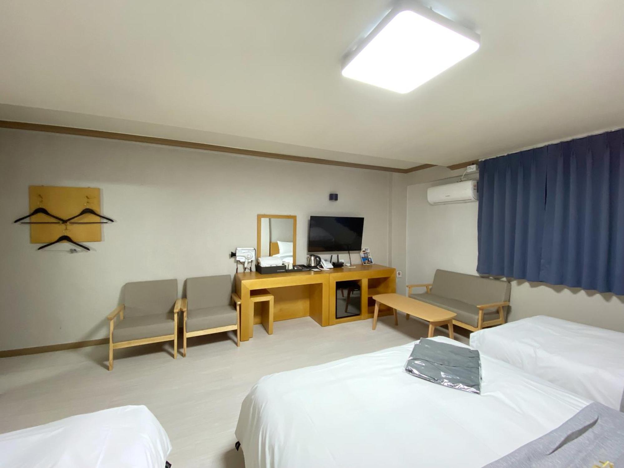 Suanbo Hot Spring Healing Hotel Chungju Esterno foto