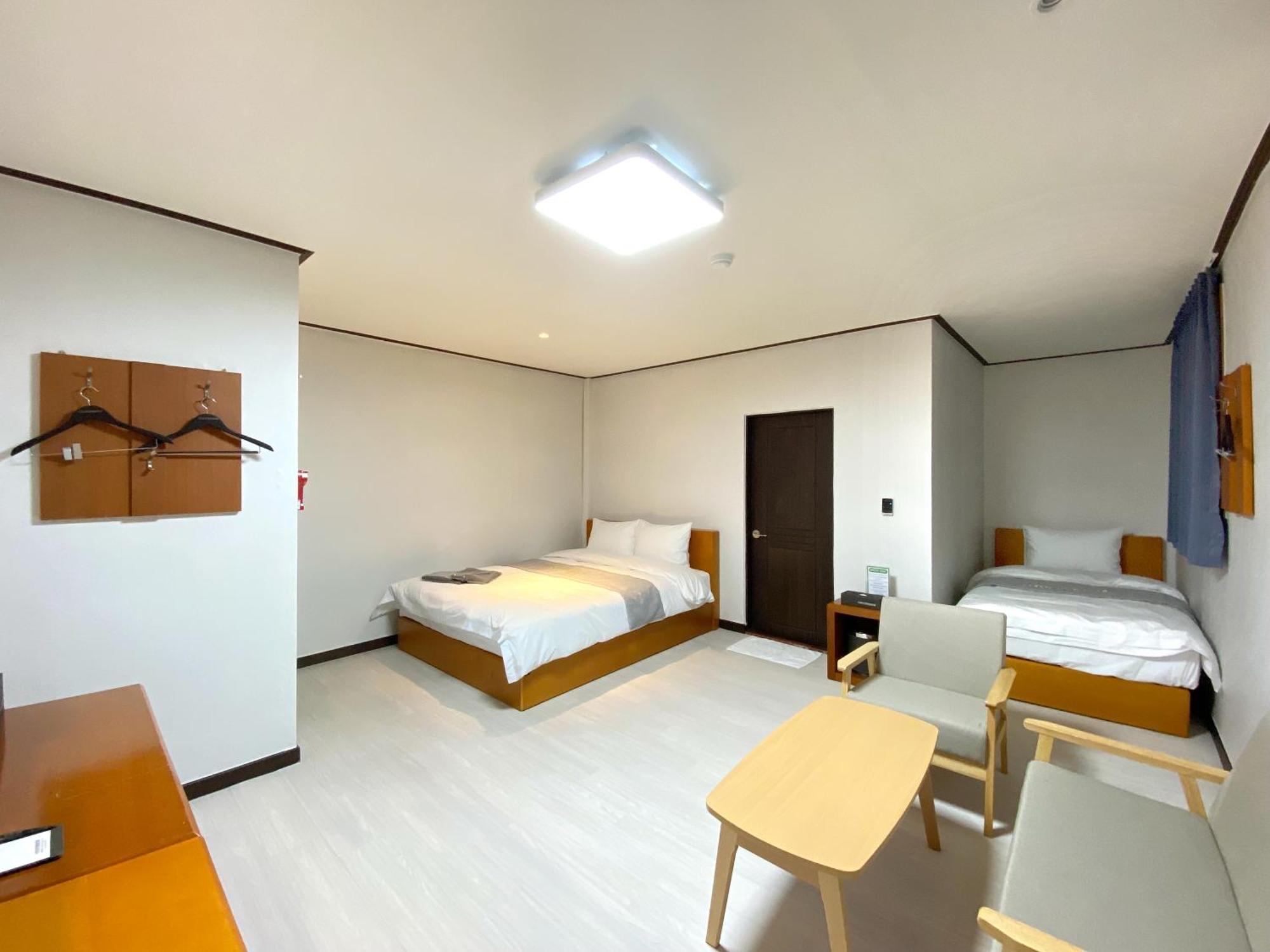 Suanbo Hot Spring Healing Hotel Chungju Esterno foto